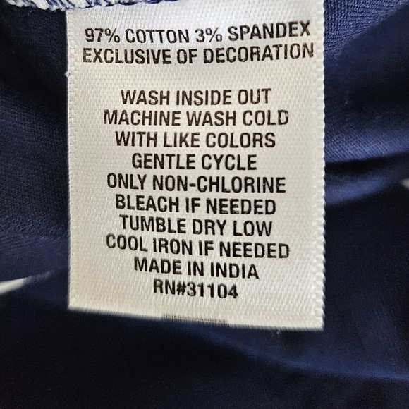 - Crown & Ivy Womens 10 NWT Navy Shorts Coroline pockets - Picture 8 of 8